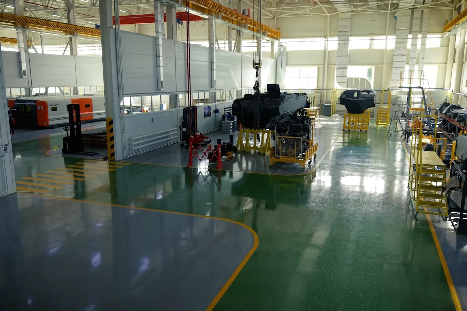Hull assembly line